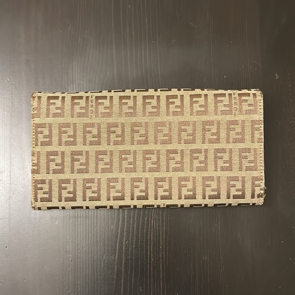 FENDI vintage canvas zucchino long wallet .Beautiful condition! - Picture 4 of 17